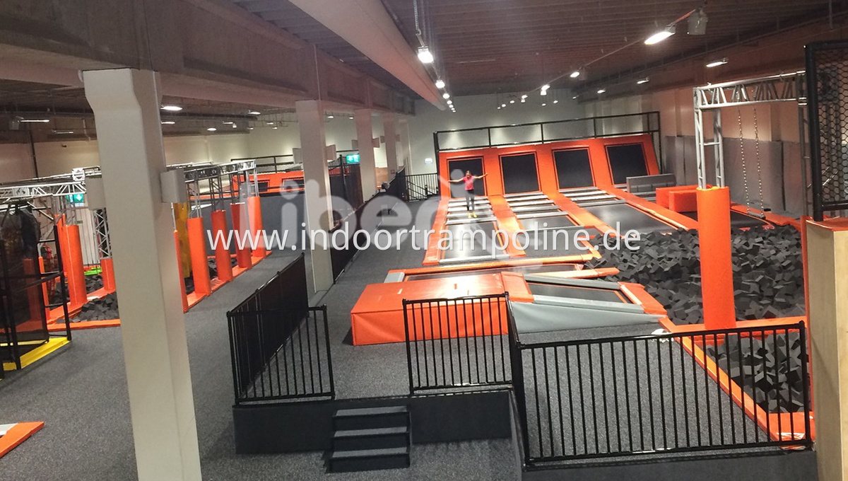 elastic kids trampoline park